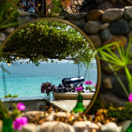 La Belle Etoile Villa